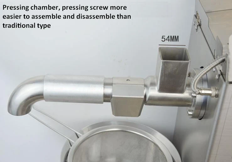 oil press with vacuum filter